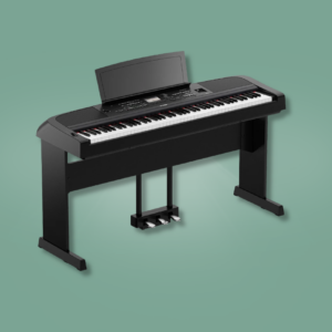 Yamaha DGX-670 B