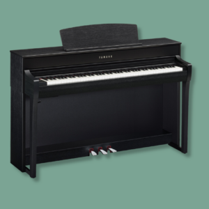 Yamaha CLP-745 B