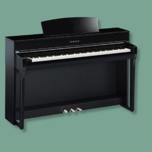 Yamaha CLP-745 PE