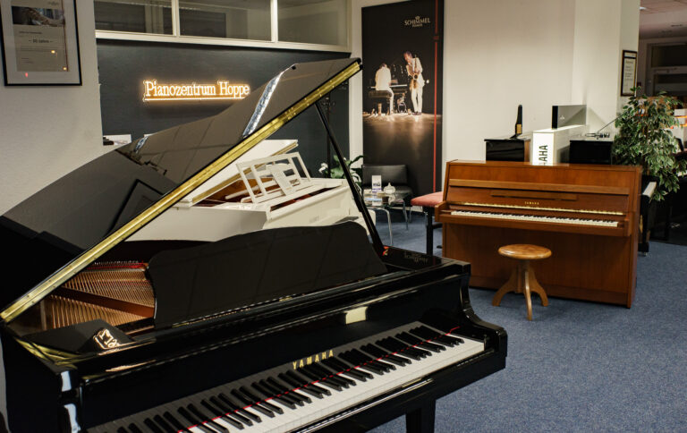 Pianozentrum Hoppe auch aus Hamburg, Lübeck erreichbar