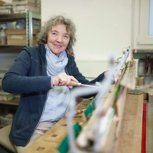 Jutta Sachade Werkstattassistenz im Bereich Klavierbau