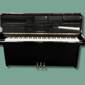 Yamaha M108 - Restauriertes Klavier